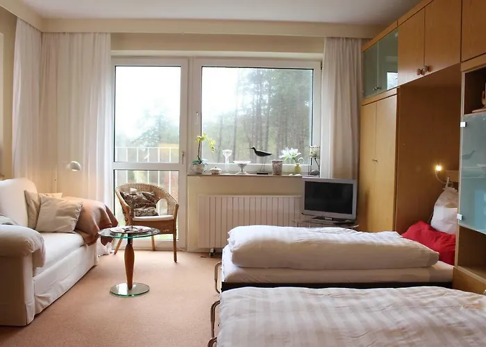 Fritz-wischer-strasse 7, Whg. Behr, Nr. 4 *